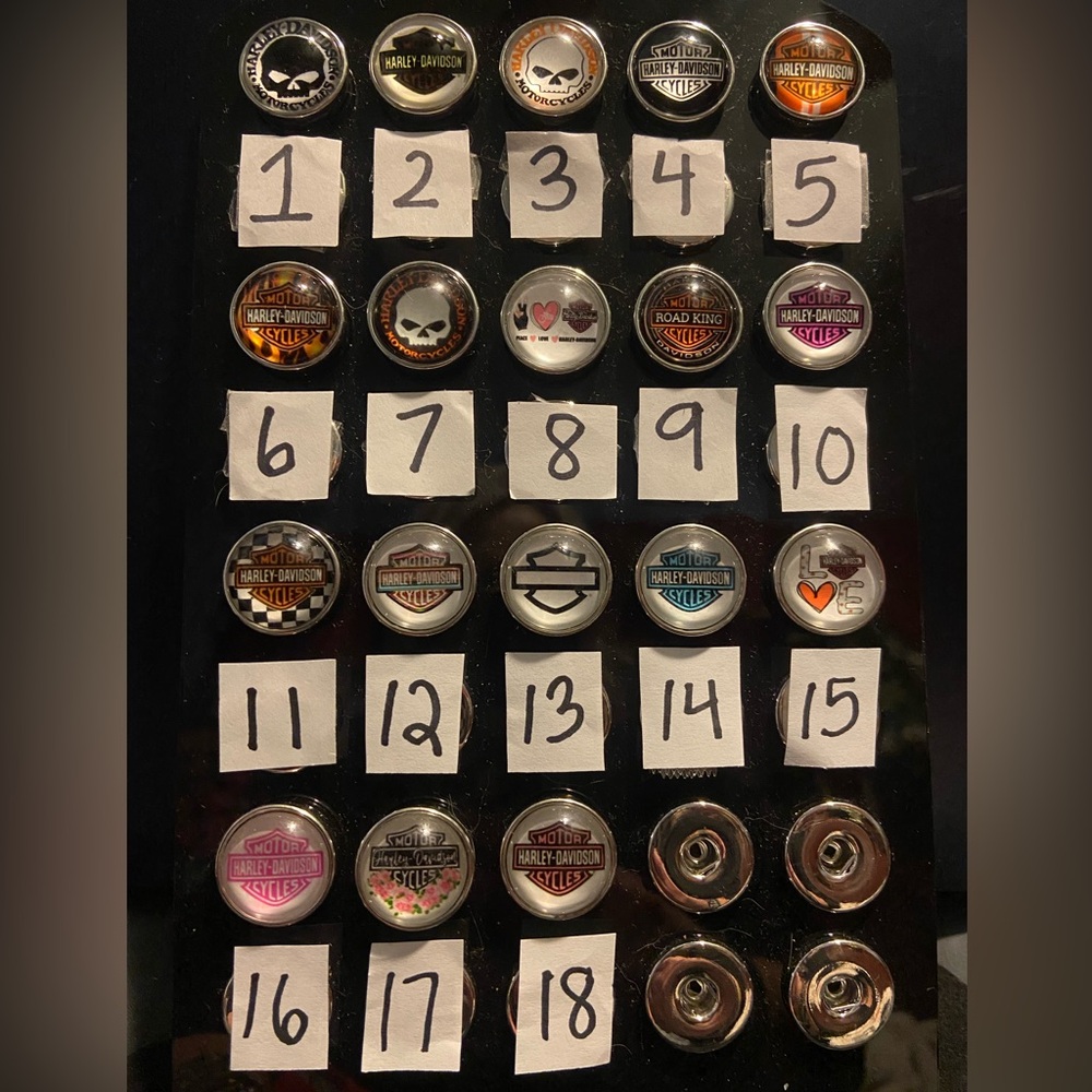 HD Snap Bling Bracelet - Picture 4 of 4